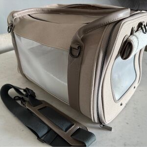 Maxbone Global Citizen Pet Carrier Bag